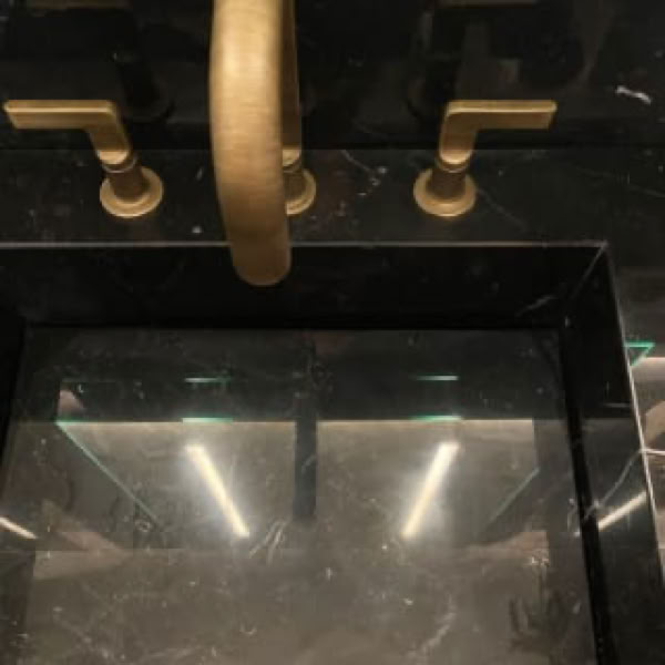 rénovation et cristallisation vasques en marbre